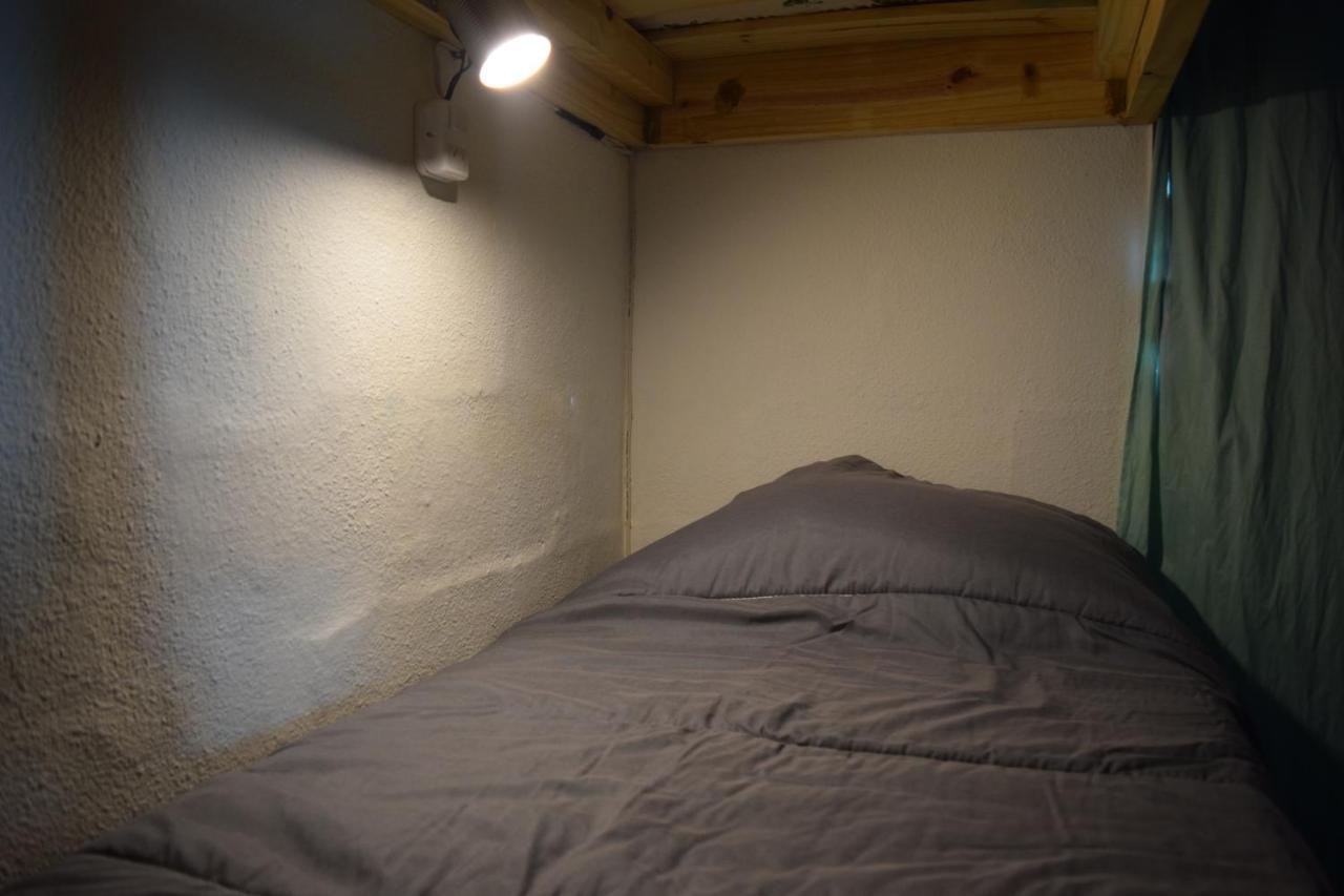 Hostel House 64Biguea El Calafate Exterior photo