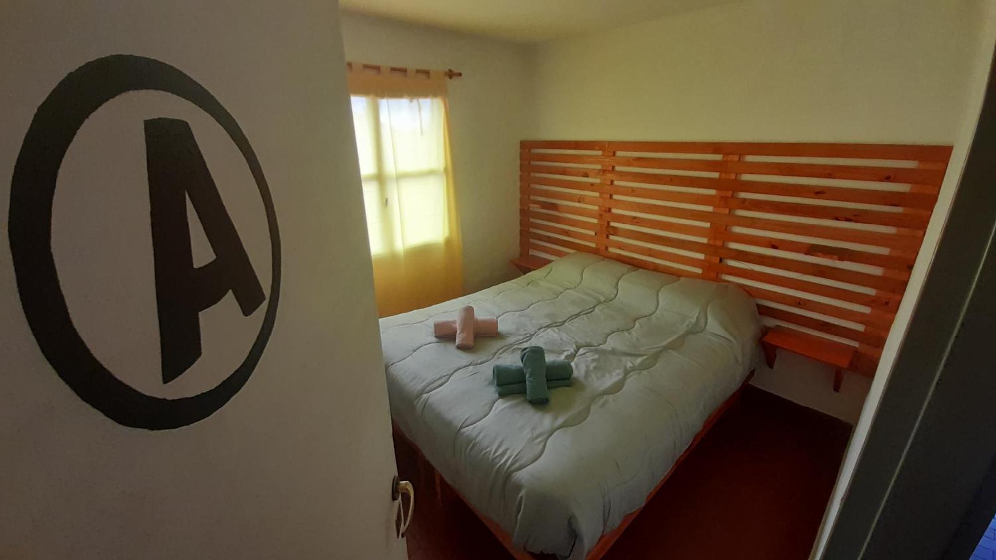 Hostel House 64Biguea El Calafate Exterior photo